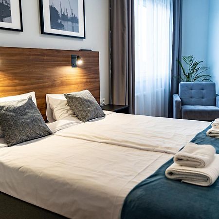 Sleep Port B&B - Bezplatny Parking Гданск Екстериор снимка