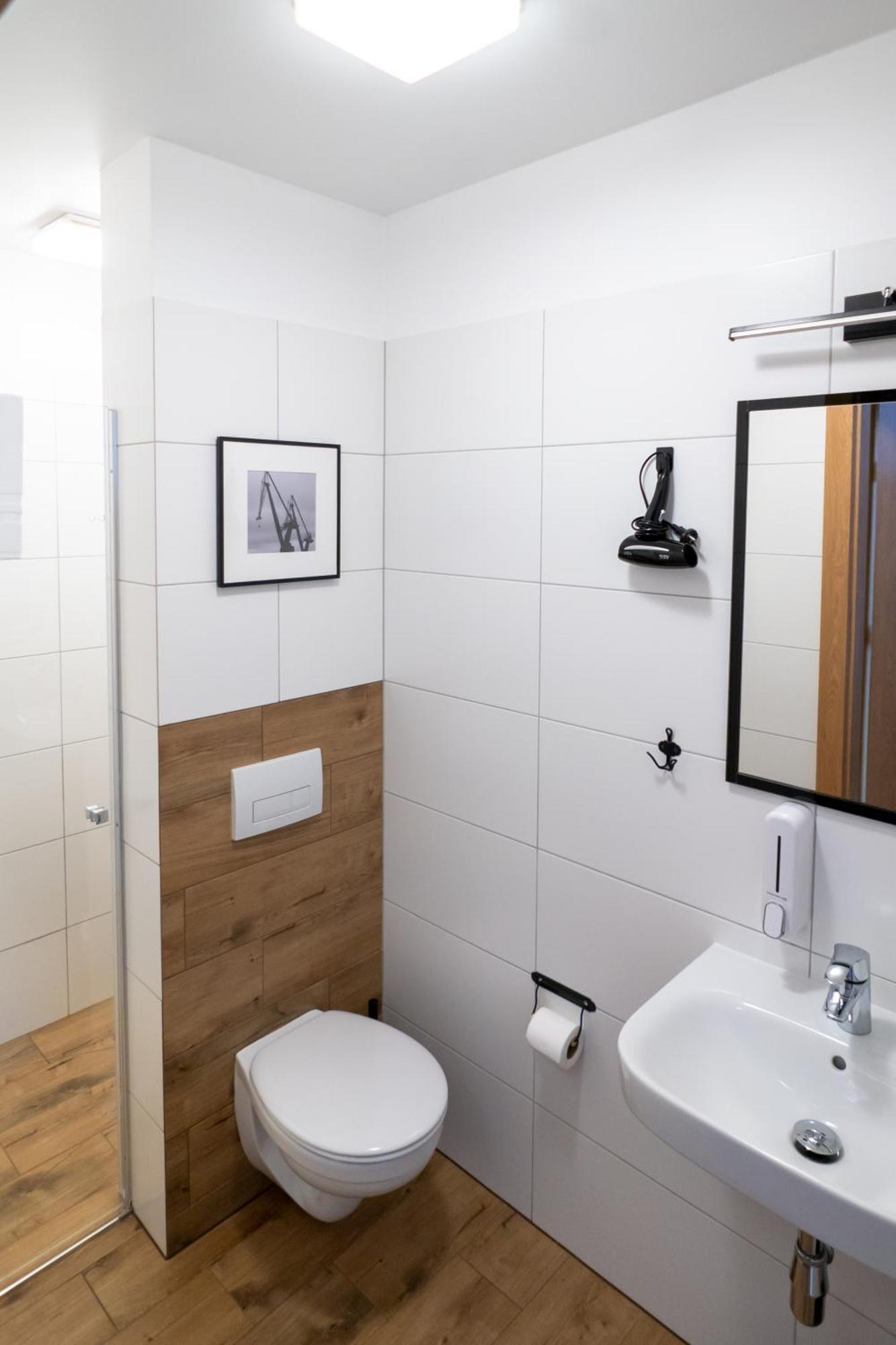 Sleep Port B&B - Bezplatny Parking Гданск Екстериор снимка