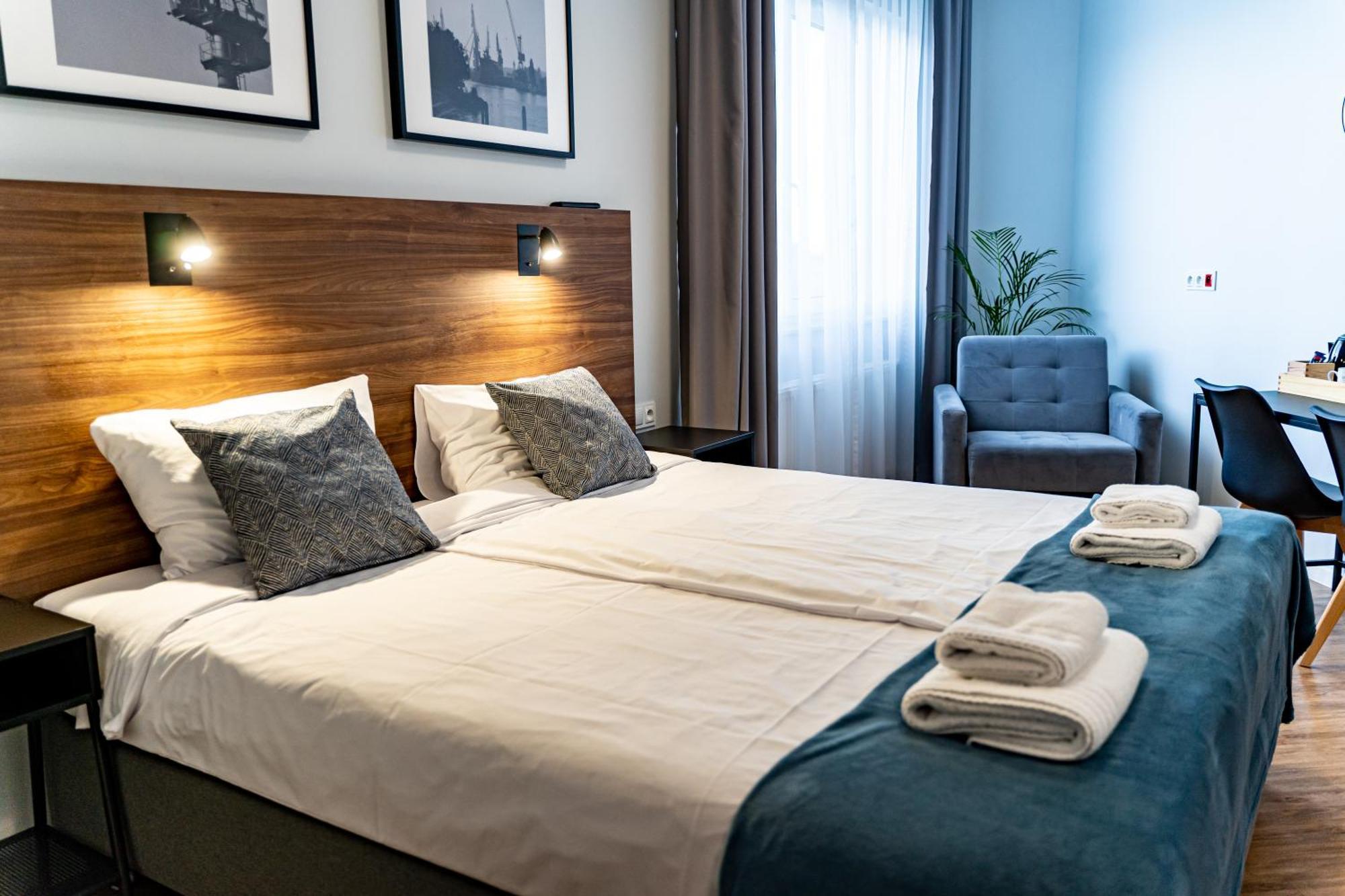 Sleep Port B&B - Bezplatny Parking Гданск Екстериор снимка
